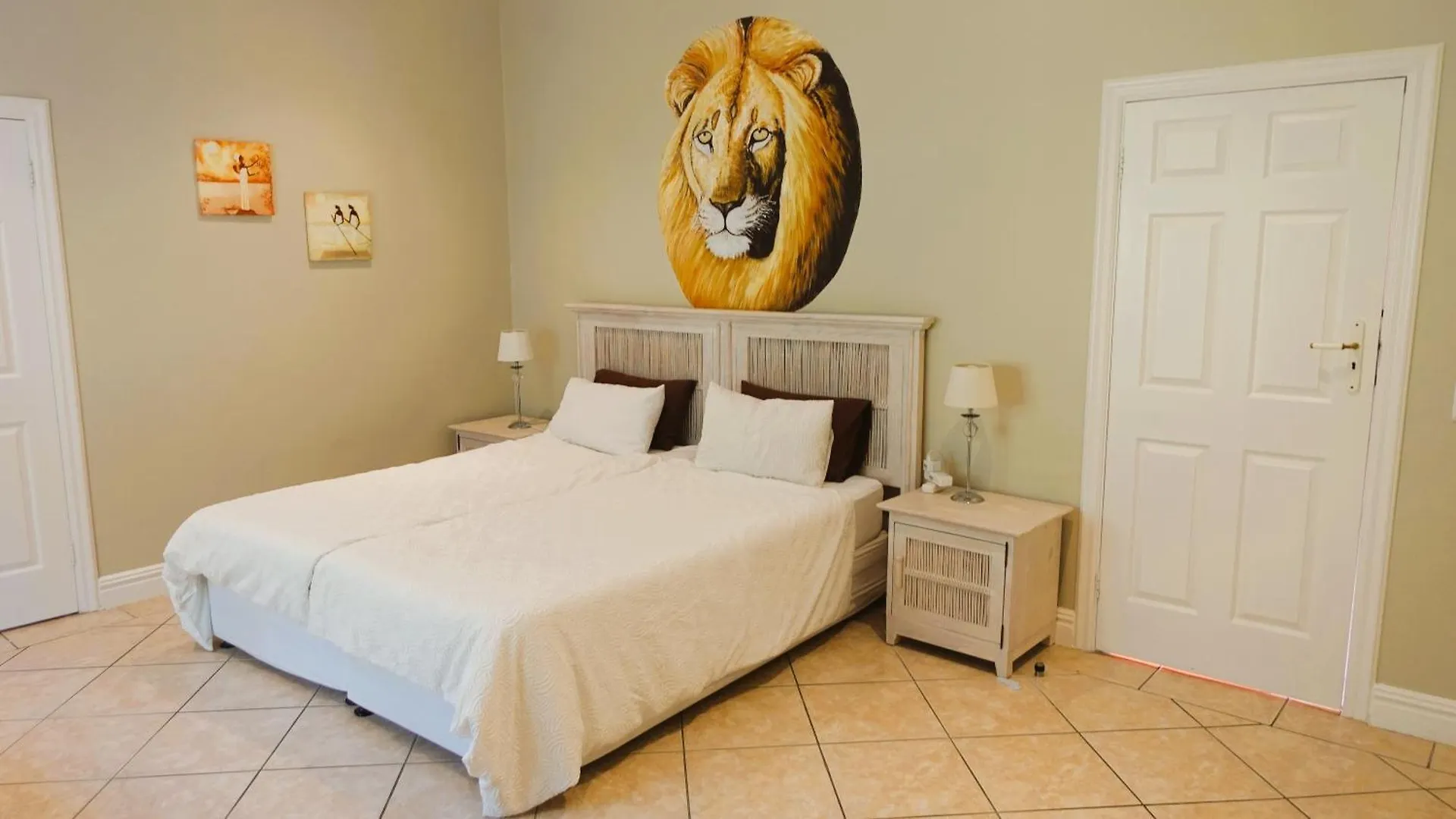 Frühstückspension Big6 Guesthouse Somerset West